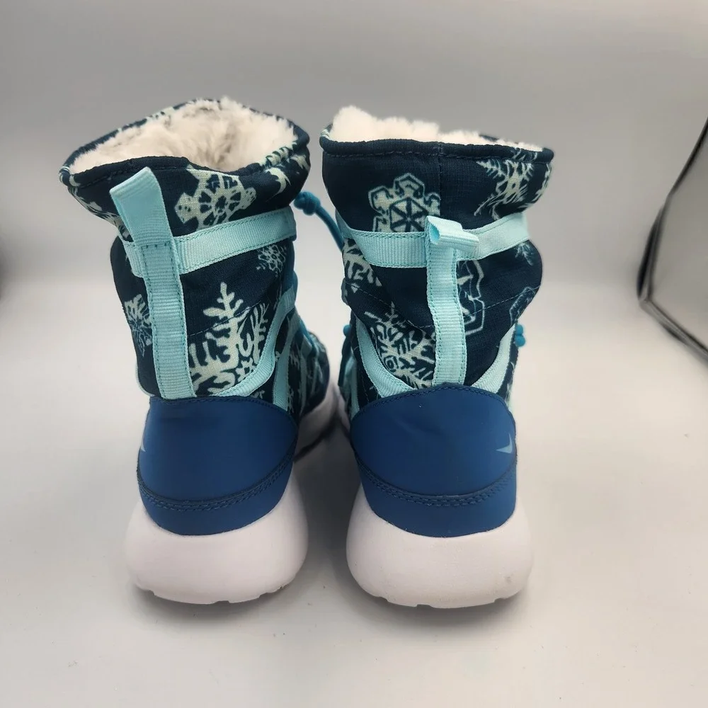 Nike Roshe One Hi Print Big Kids' SneakerBoots Size 4Y Snow Flake‎ Blue
